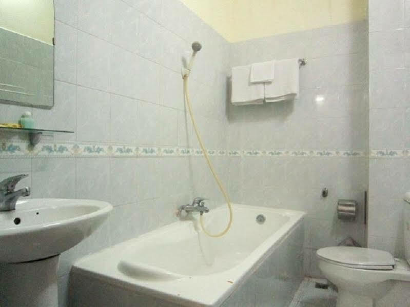 Ha Trang Hotel Bandar Ho Chi Minh Luaran gambar