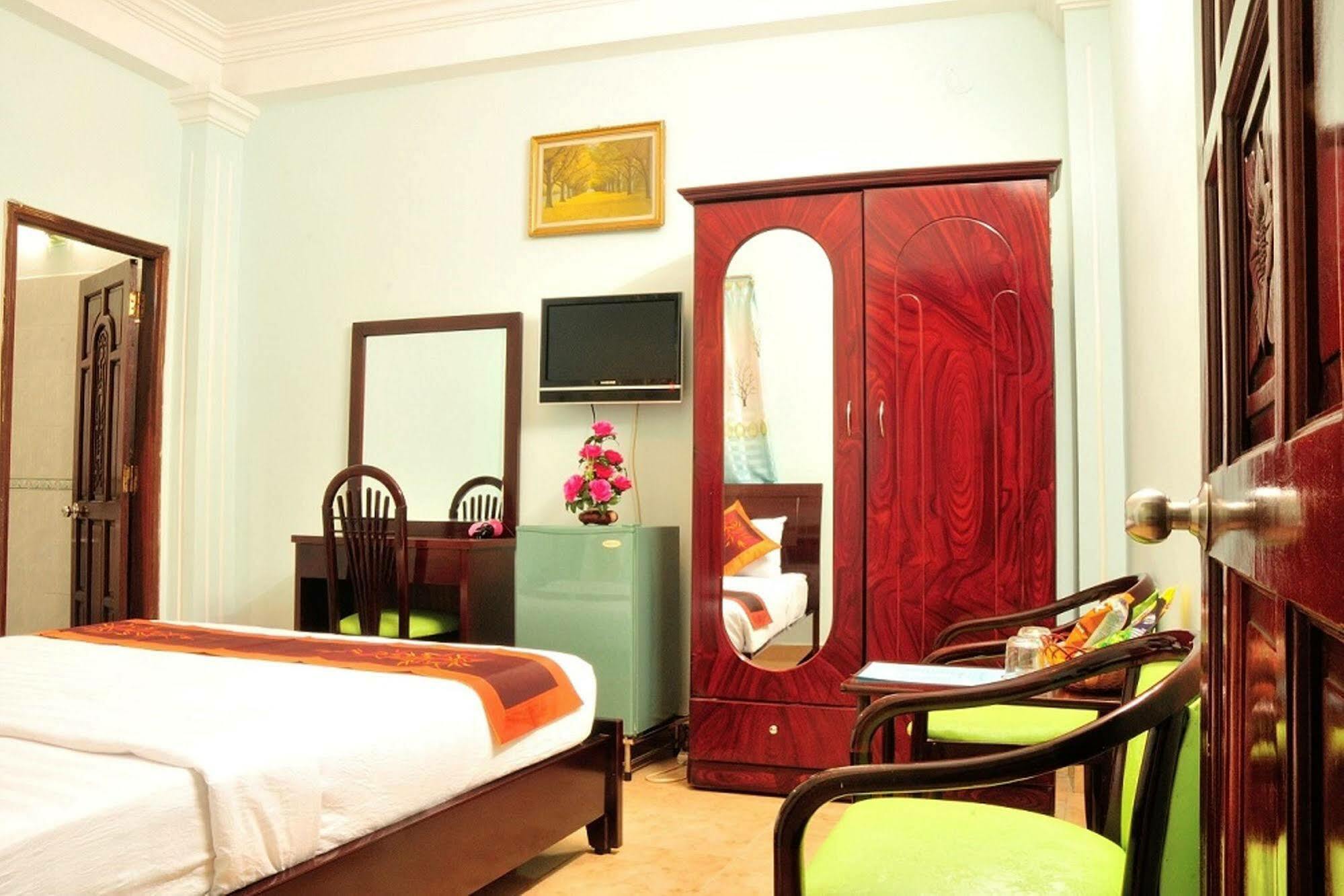 Ha Trang Hotel Bandar Ho Chi Minh Luaran gambar